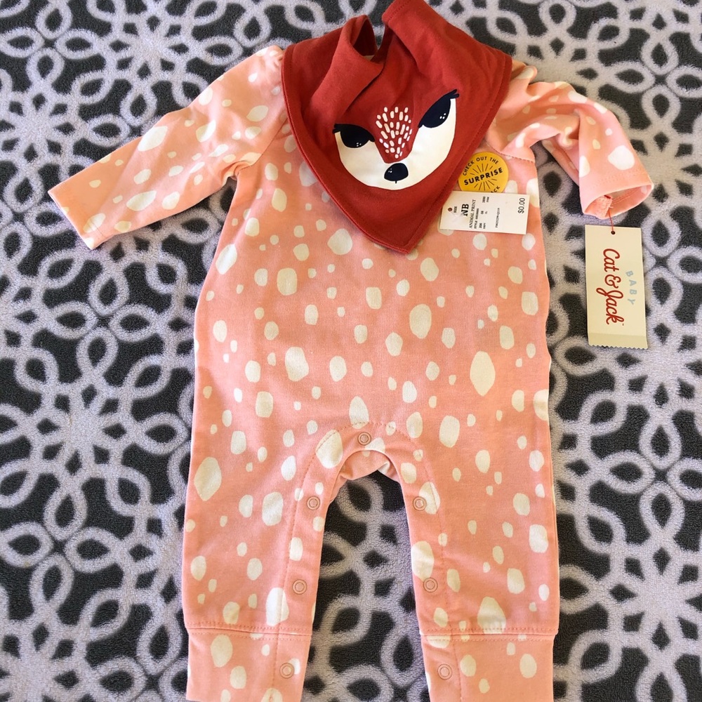 CAT & JACK - baby girl  outfit.